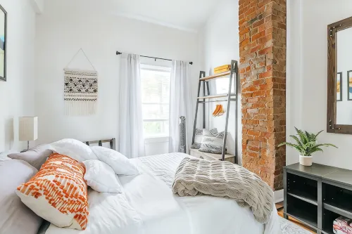 Best of Downtown and Belmont in cozy unique 2BD! Walk everywhere! - 3-Star