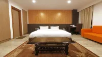 Hotel Santosh Dham - navetta aeroportuale