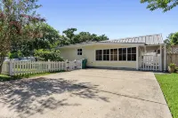 The Lemonade Stand - the perfect location in Ocean Springs. Walk to downtown! - 4 星級