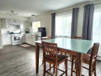 Denali Luxe Studio by airports, lakes, hiking, skiing. Newly remodeled. - de charme