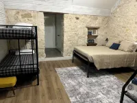 Wolff Heim - Historic Country Home in D'Hanis - Homestays