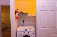 Cozy 3-Bedroom Home, 3 Min to Aurora’s Gaylord, 10 Min to Denver Airport! - 4-Star