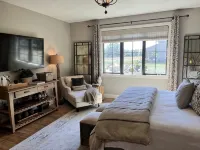 Two-House Private Country Retreat - 4 Bedrooms and 3.5 Baths - WiFi