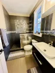 Luxury studio in the private hillside of Trail. Wi-Fi & Pet Friendly! - Apartments
