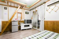Hwaseong Yeoulteo Pension - Homestays