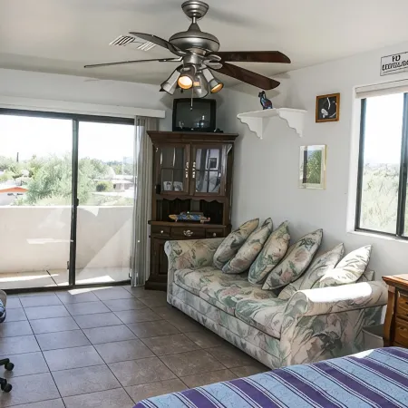 Beautiful home with pool,  private, close to UA & Downtown, arts. Great prices!