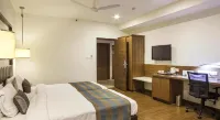Hotel Minerva Grand - Bintang 4