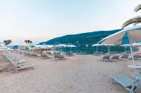 Palmon Bay Hotel & Spa - Beach