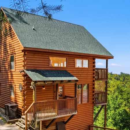 100-Mile Views! Near Dollywood! Pool & Hot Tub! King Beds & Arcade!