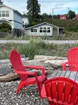 Cottage with Private Beach in Birch Bay - 3-Star