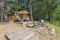 Lakefront Pine Retreat in Lewiston - 1 Mile from Garland Golf Resort - 3 étoiles