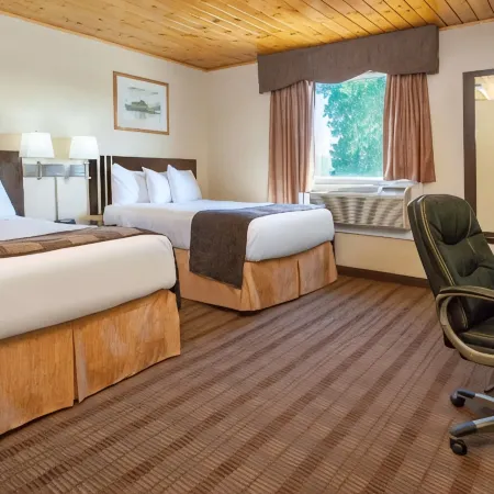 Econo Lodge Inn & Suites Medicine Hat