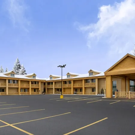 La Quinta Inn by Wyndham Oshkosh