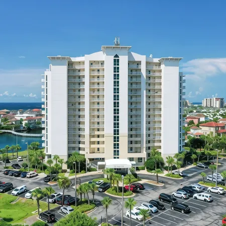 Spacious Condo with Resort Amenities and Private Beach!