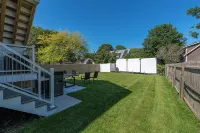Water Views from nearly Every Room! 3BR 3BA Luxury in Portsmouth RI - Homestays