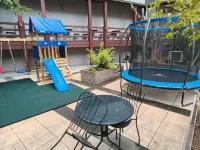 Urban Yard Hotel Hotels near Metro Etangs Noirs