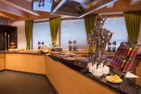 Hotel Rezia - breakfast