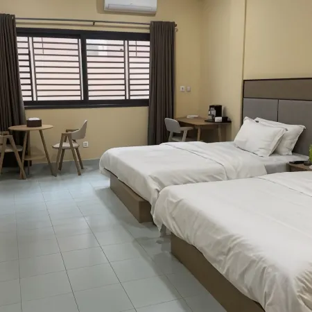 Huating Hotel