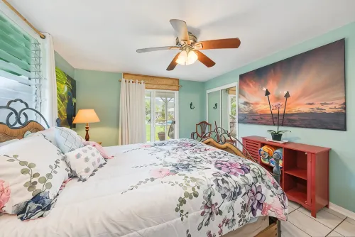Tropical Gardens,4 Bdr, Large Yard, Pool, 5 min Walk to Beach,Koi Pond, Kailua - プライペートプール