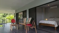6Br Luxury Contemporary Villa • Private Pool • Game Room • Quiet Setting - Villas