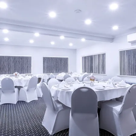 San Clu Hotel, Bar & Brasserie