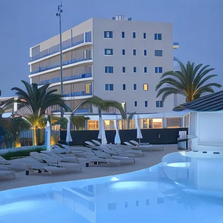 Sunrise Gardens Aparthotel