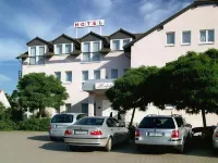 Waldschlößchen Hotels in Oranienbaum-Wörlitz