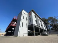 Ecomotel Marlboro Hotels in Lethabong