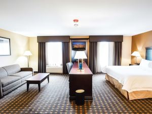 Hampton Inn & Suites Pine Bluff