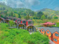Plum Homestay - Hostel Hotels in Pa Vi