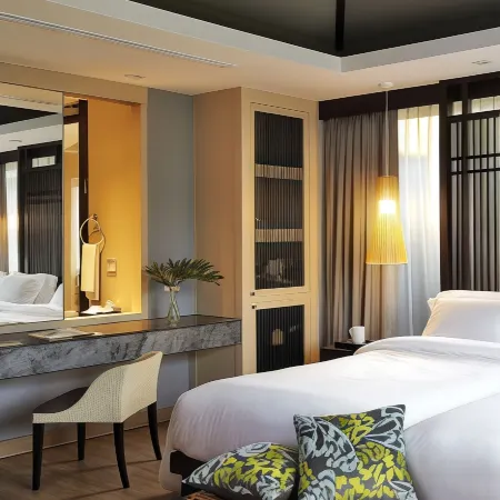 Sareeraya Villas & Suites