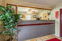 Econo Lodge Hotels in Sharon Township