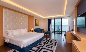GOLDEN ERA HOTEL (Vung Tau Riva Hotel)