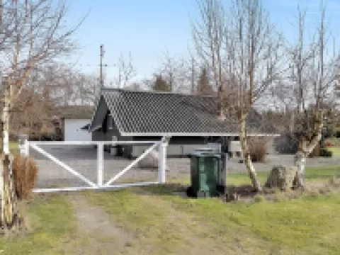 "Roderich" - 400m from the Sea Hoteles en Nakskov