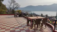 Jungle Front Lodge