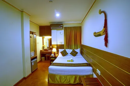 Hotel Yadanarbon