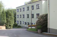 Hotel Carolaruh Hotel di Schoneck