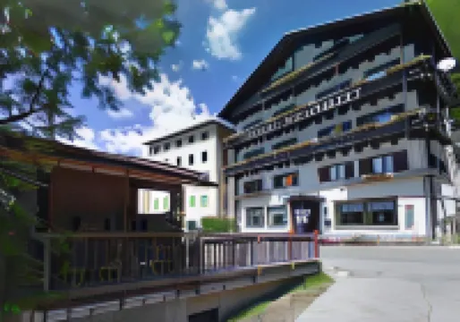 Hotel Tea Dolomiti - Lago di Alleghe - Monte Civetta