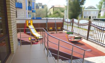 Morskaya Volna Hotel