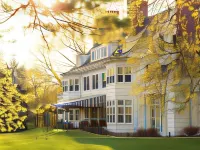 Four Chimneys Inn Hotels in Bennington