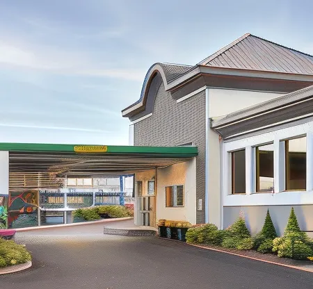 Comfort Suites Kingston Central