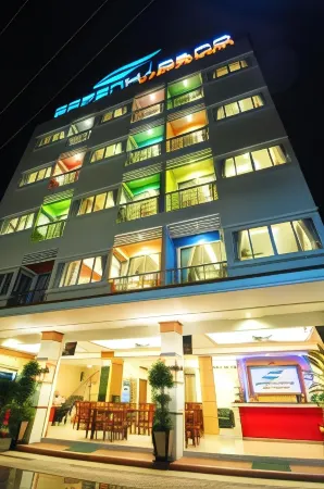 Green Harbor Hotel & Service Apartment