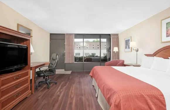 帕里斯唄盟套房汽車旅館