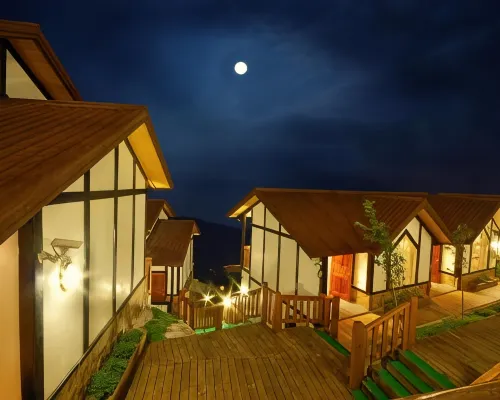 Sea of Clouds Vacation Villa Hotels near Hehuan Mountain (Hehuanshan)