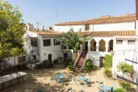 Hostal l'Estrella Hotels in Forallac