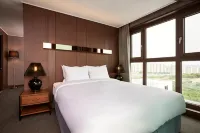 Raonstay in Perla Hotel Các khách sạn gần Gyeongnam National University Of Science And Technology