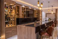 The Safron Hotel Ikeja - Baarit