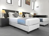 Commercial Motel Hotels in Hay