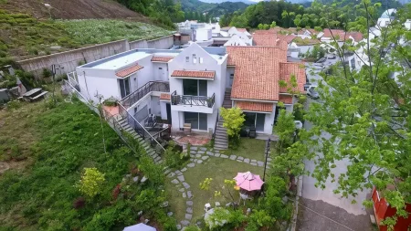 Saint Paul de Vence Отели рядом с достопримечательностью «Sigyeongjeong Pavilion»