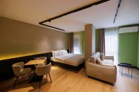1863 Boutique Hotel - parking